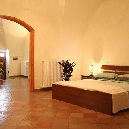 Vittoria Bed and Breakfast 4*