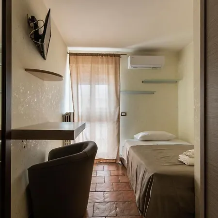 Vittoria 3*