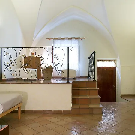 Vittoria Bed & Breakfast 4*